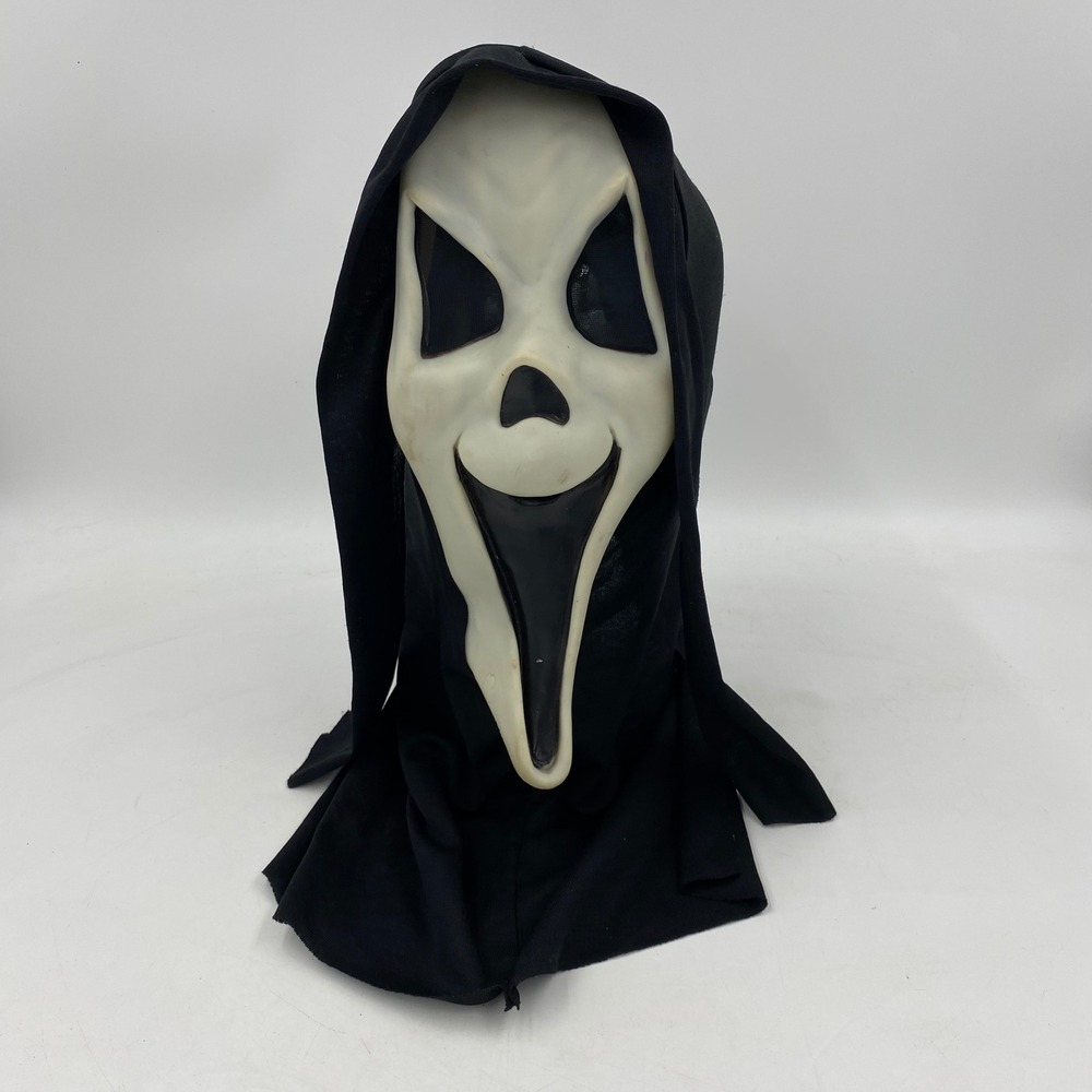 Rare Vintage Scream Mask Fun World Happy Ghost Glow in the Dark Scary Gen 1